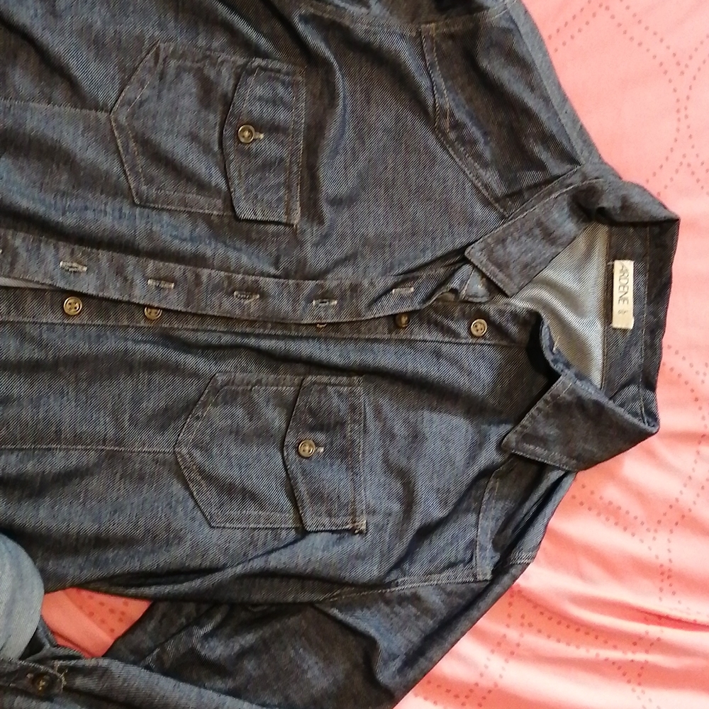 Ardene - Picture 3 of 3